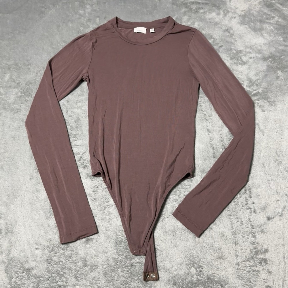 Wilfred Bodysuit Womens XS Burgundy‎ Long Sleeve Snap Closure Stretch Soft